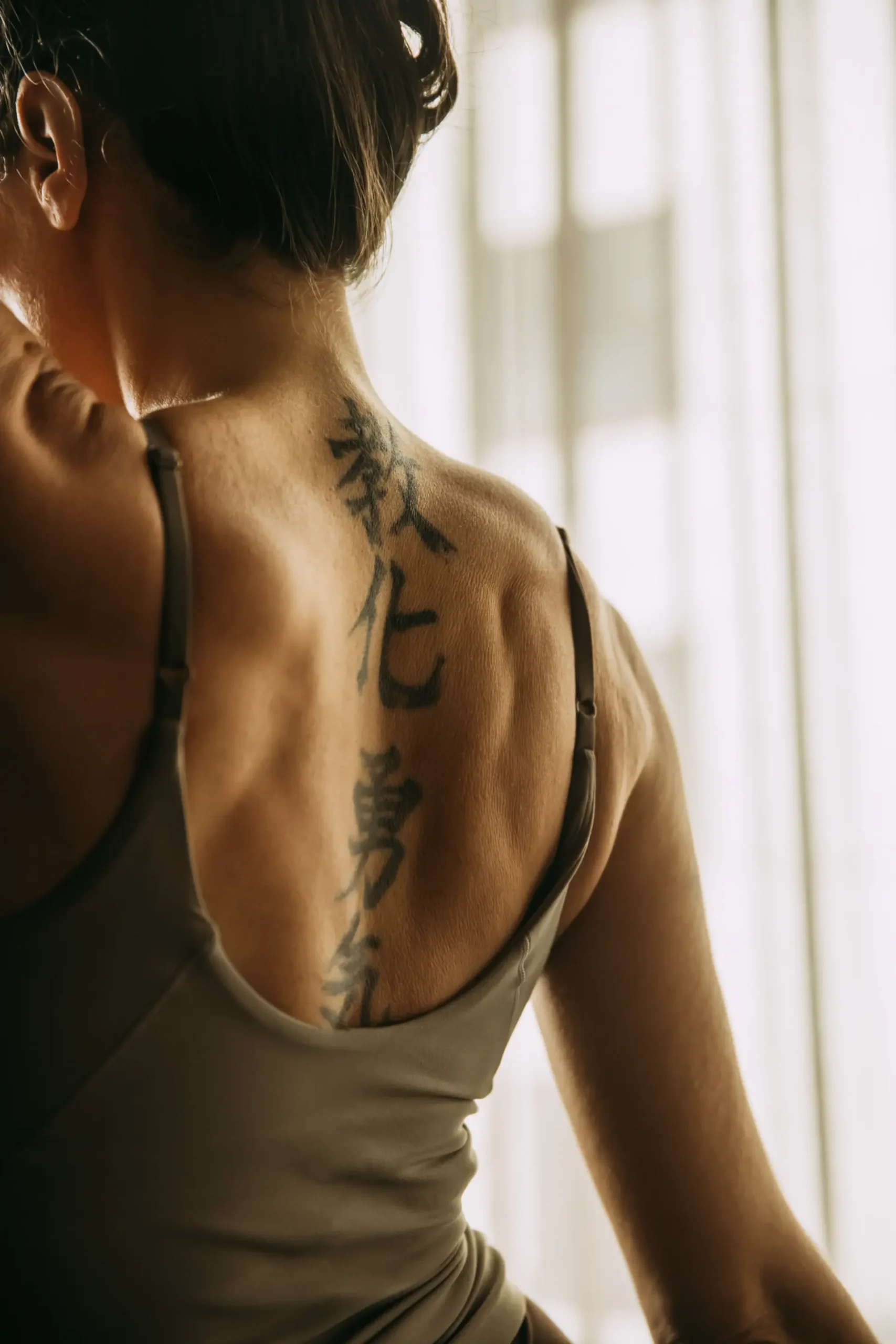 Person's back strength in position